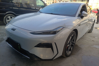 吉利银河 银河E8 2024款 550km 后驱PRO