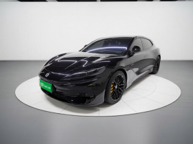 腾势Z9GT 2024款 1100四驱Max版