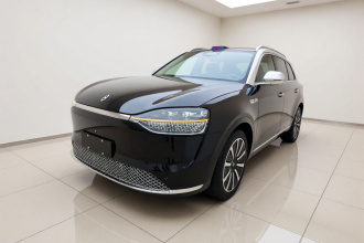 鸿蒙智行 问界M9 2024款 纯电 Ultra版 100kWh 6座版