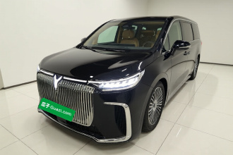 岚图汽车 岚图梦想家 2025款 PHEV 四驱旗舰鲲鹏版