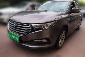 奔腾B30 2016款 1.6L 自动豪华型
