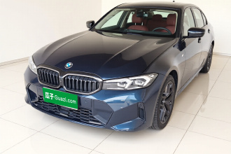 宝马3系 2025款 330Li M运动曜夜套装