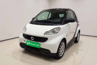 smart fortwo 2012款 1.0 MHD 硬顶标准版