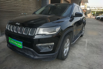 Jeep 指南者 2017款 200T 自动家享版