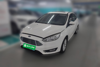 福特 福克斯 2017款 三厢 1.6L 自动风尚型智行版