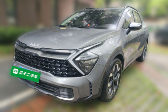 起亚 狮铂拓界 2023款 2.0T 两驱旗舰版