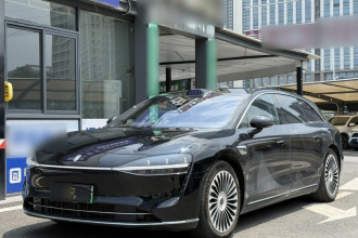 鸿蒙智行 享界S9T 2025款 增程 Ultra长续航版 (192线激光雷达）