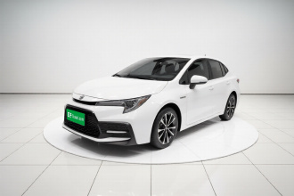 丰田 雷凌 2022款 双擎 1.8H E-CVT运动版