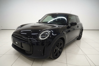 MINI 2023款 改款 1.5T COOPER 艺术家