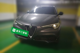 阿尔法·罗密欧 Stelvio斯坦维 2017款 2.0T 200HP 豪华版