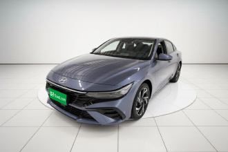 现代 伊兰特 2023款 1.5L CVT LUX尊贵版