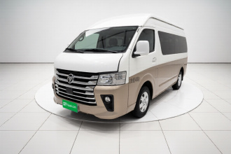福田 风景G9 2023款 2.4L汽油商运版长轴高顶6座明窗4K22D4M