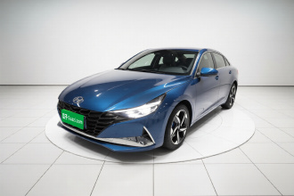 现代 伊兰特 2021款 1.5L CVT LUX尊贵版