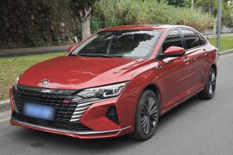 东风风神 奕炫MAX 2021款 1.5T 超炫潮爸版