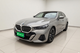 宝马5系 2024款 530Li 领先型 M运动套装