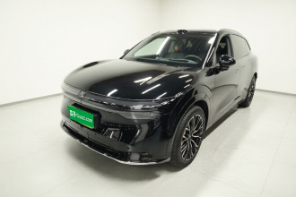 极氪7X 2025款 75kWh 后驱智驾版