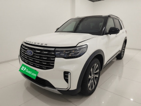 福特 探险者 2023款 EcoBoost 285 四驱风尚plus版 7座