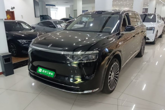 鸿蒙智行 问界M8 2025款 增程 Ultra版 53.4kWh 6座版 (192线激光雷达）