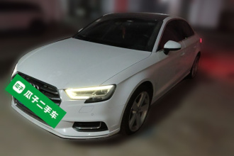 奥迪A3 2018款 30周年年型 Limousine 35 TFSI 风尚型