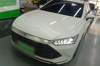 比亚迪 秦PLUS 2021款 DM-i 55KM 尊贵型