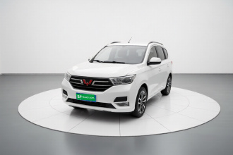 五菱汽车 五菱宏光 2018款 1.5L S标准型L2B