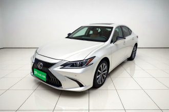 雷克萨斯ES 2020款 200 卓越版