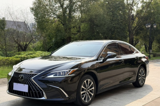 雷克萨斯ES 2023款 200 卓越版