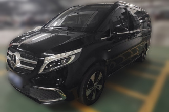 奔驰V级 2022款 V 260 尊贵版
