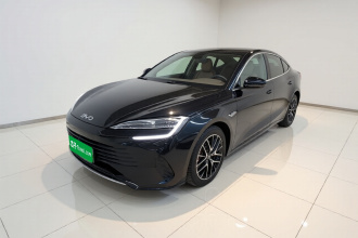 比亚迪 海豹 2024款 荣耀版 DM-i 1.5L 121km 尊贵型