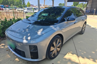 理想汽车 理想i6 2025款 四驱标准版
