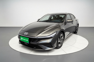现代 伊兰特 2023款 1.5L CVT LUX尊贵版