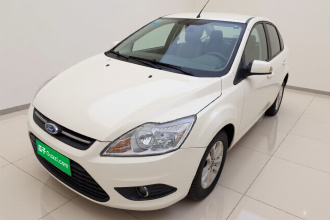 福特 福克斯 2013款 三厢经典 1.8L 自动基本型