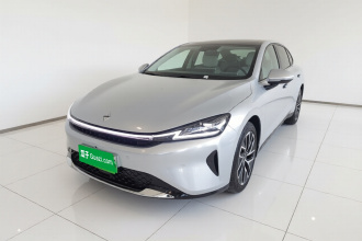 宝骏享境 2025款 插混 140km豪华版