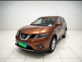 日产 奇骏 2015款 2.0L CVT舒适MAX版 2WD