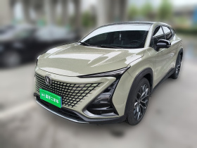 长安UNI-T 2022款 1.5T 旗舰型