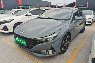 现代 伊兰特 2021款 1.5L CVT LUX尊贵版