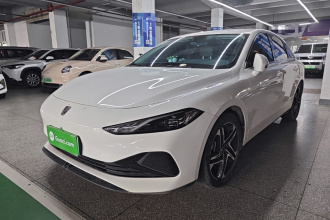 荣威D7 2023款 DMH 125km 卓越版