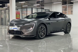 阿维塔12 2023款 650 三激光四驱性能版