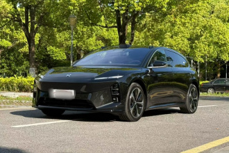 蔚来ET5T 2025款 75kWh Touring