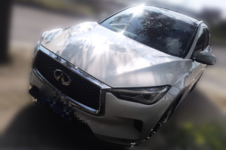 英菲尼迪QX50 2018款 2.0T 四驱菁英版