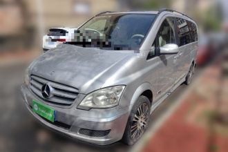 奔驰 唯雅诺 2011款 2.5L 尊贵版