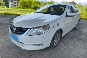 宝骏630 2013款 1.5L 手动舒适型