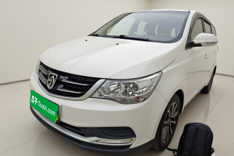 宝骏730 2016款 改款 1.5L 手动标准型 7座 国V