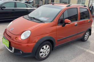 宝骏 乐驰 2012款 改款 1.2L 手动运动版时尚型