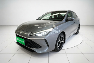 荣威i5 2023款 1.5L CVT尊荣版