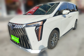 广汽传祺 传祺M8 2023款 宗师系列 双擎 御尊版