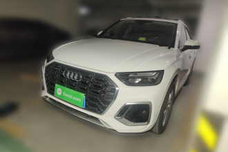 奥迪Q5L 2022款 改款 40T 豪华动感型