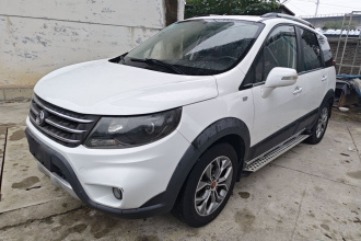 东风风行 景逸X5 2016款 1.6L 手动尊享型