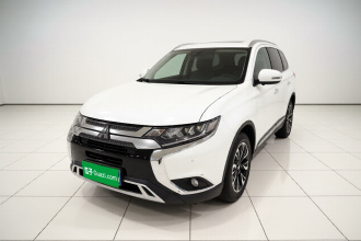 三菱 欧蓝德 2019款 2.4L 四驱致享版 5座 国V