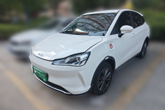 哪吒汽车 哪吒V 2022款 潮 400 Lite